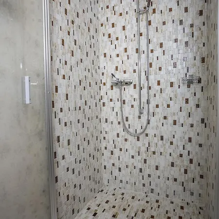 Penthouse-apartment Haus Attila زيرمات